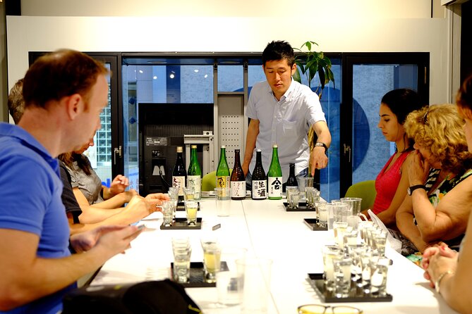 1.5-Hour Kyoto Insider Sake Experience with 7 Tastings & Pairings - The private tasting room and the reality of finding it