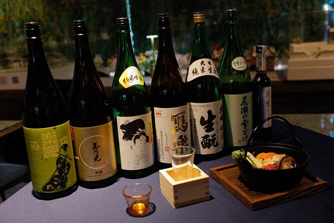 Cherry blossom & Japanese Sake Tasting in Shinjuku - Entering the tasting flow: from simpler sake to more character