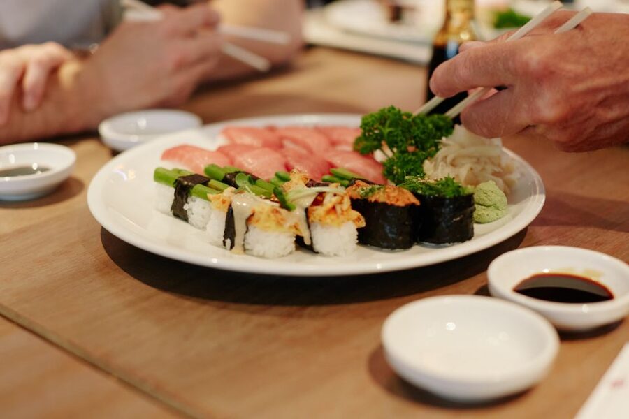 Düsseldorf: Sushi, Sake & Japanese Lifestyle Tour - Japanese Bookshops, Bakeries, and Everyday Shopping Stops
