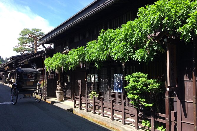 EXPERIENCE TAKAYAMA & LOCAL SAKE TASTING with explanation 1 HOUR! - Harada Sake Brewery: Tasting and the Process in Plain Steps