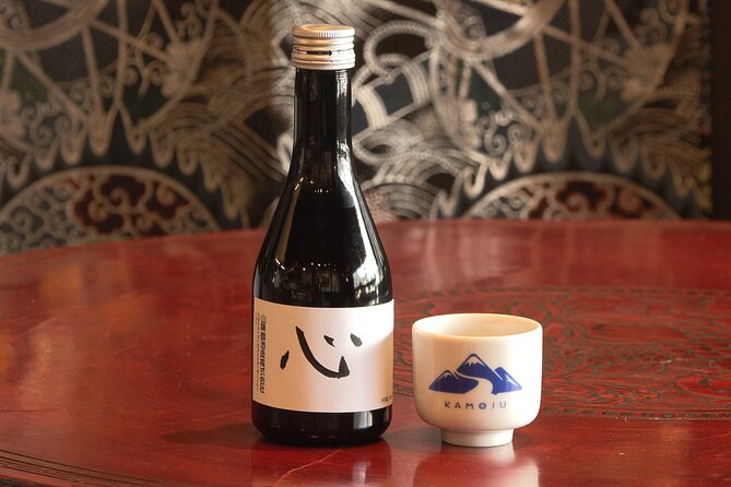 Hiroshima Saijo Sake Tasting Calligraphy and Dinner Private Tour - France-ya dinner: bishu-nabe and real sake comparisons