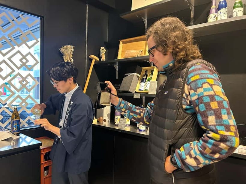 Historic Kanda Sake Tasting at Tokyo’s Oldest Shop (1596) - Toshimaya Rita-Shop: stepping into a 1596 sake world