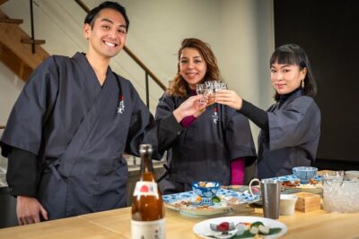 Japanese Sake Tasting & Wagyu Sukiyaki Cooking Class in Tokyo - Wagyu Sukiyaki cooking: from your pot to your plate