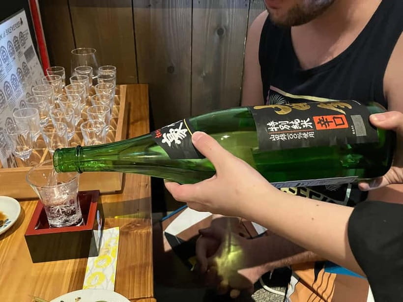 Kyoto: Fushimi Sake District Tour with Boat Ride - Riding the Jikkoku-bune: the boat segment that makes Fushimi feel real