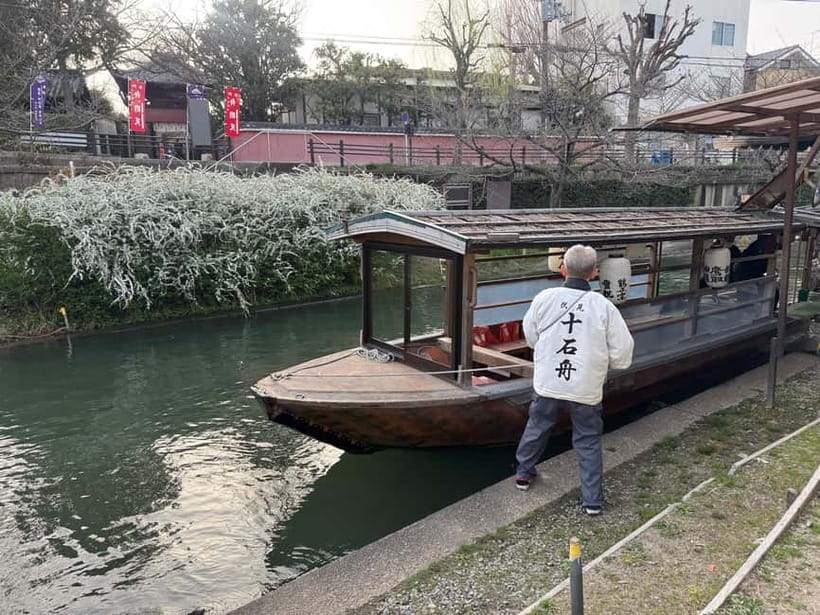 Kyoto: Fushimi Sake District Tour with Boat Ride - Coffee break in a restored Meiji-era building