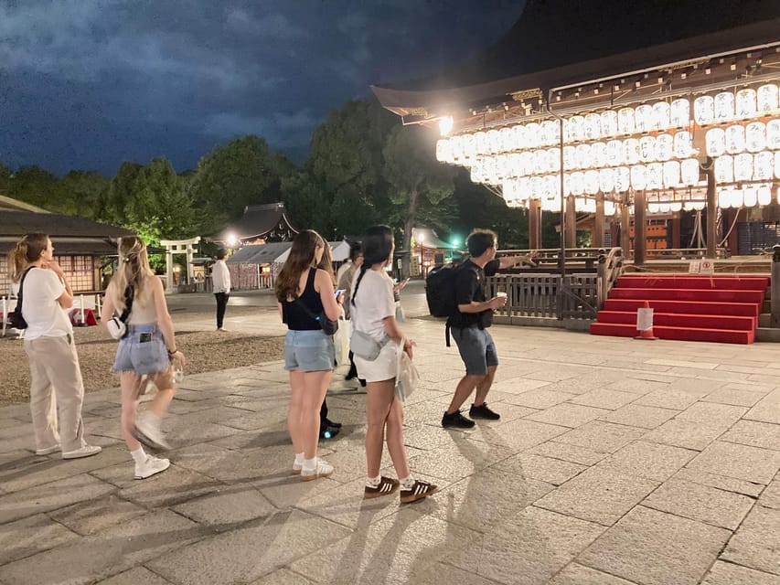 Kyoto: Gion Evening Walk with Hidden Gems, Geisha & Sake - Hanamikoji Street and your first Gion night photo plan