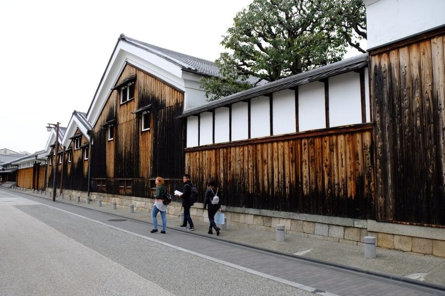 Kyoto: Insider Sake Brewery Tour with Sake and Food Pairing - Learning to read sake bottles: Your cheat sheet for real restaurants