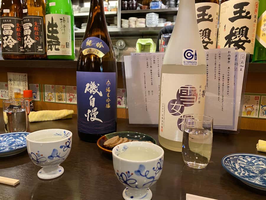 Kyoto: Sake Brewery and Tasting Tour in Fushimi - Chushojima Station meeting point: what the first hour feels like