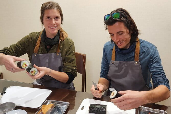 Nishiki Market, Private Sushi class & Sake Tasting in Townhouse - Key highlights worth clocking