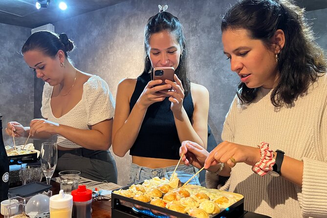 Osaka Sake Tasting & Takoyaki Cooking Experience - Timing and Group Size: Two Hours That Don’t Drag