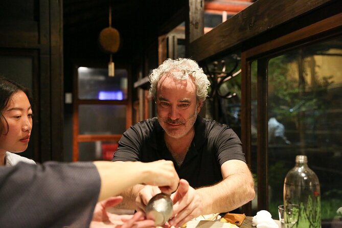 Private Food & Sake Tour in Central Kyoto with Sake Sommelier - Stop at a machiya izakaya: where Kyoto gets intimate
