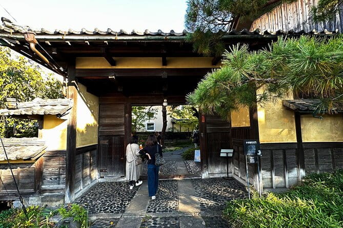 Snow Monkeys, Hokusai & Sake: A Perfect Day in Nagano - Masuichi Ichimura Sake Brewery: Two Tastings, No Pressure