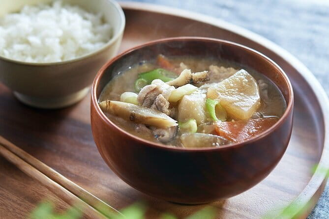 Tokyo Night Cooking Class: 5 Home-Cooked Japanese Dishes - Cooking five izakaya dishes: how the lesson actually builds skills