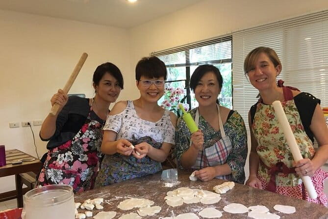 Unlimited SAKE Tasting《OVER-THIRTY-BOTTLES》From ALL OVER JAPAN! - Small-Group Learning With Nana and Suemi